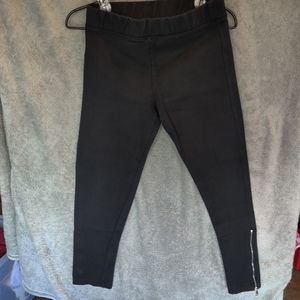 Used Sz M Gap Zip Ponte Legging Capri